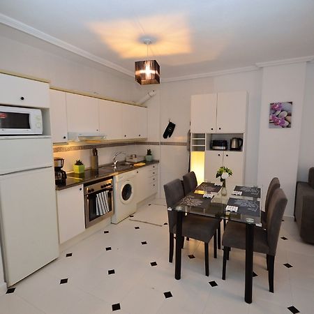 Bergantin Apartment Torrevieja Dış mekan fotoğraf